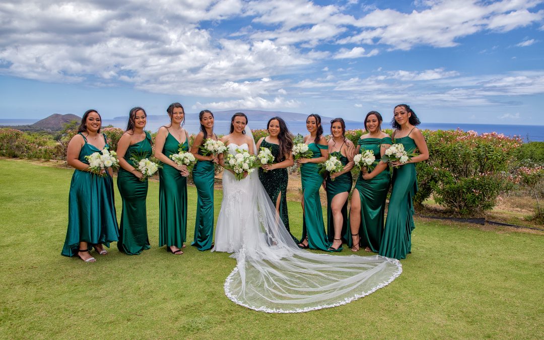 Capturing Candid Joy: Bridesmaids and Groomsmen Photos at Sunset Cliffs, San Diego